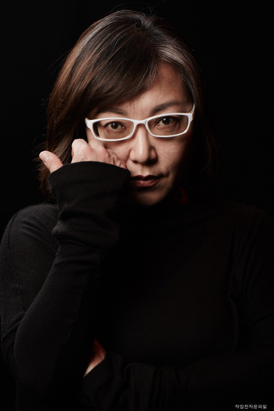 이지나 연출가. 페이지원 제공